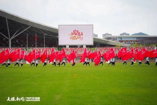 赛后滕哈赫接受了天空体育采访。